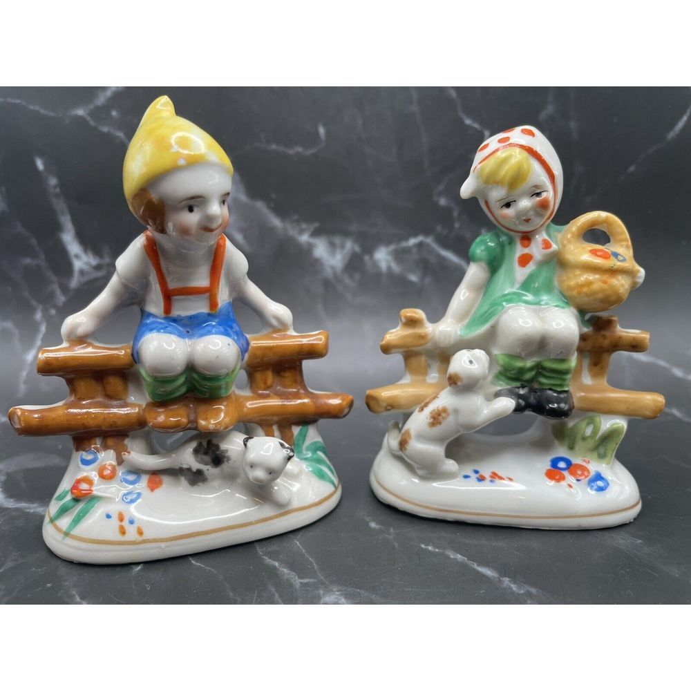 2 Vintage‎ Girl & Boy Sitting on Fence with Cats Figurines Made In Japan